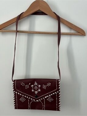 Women's Burgundy Leather Crossbody Bag with Contrast Stitching